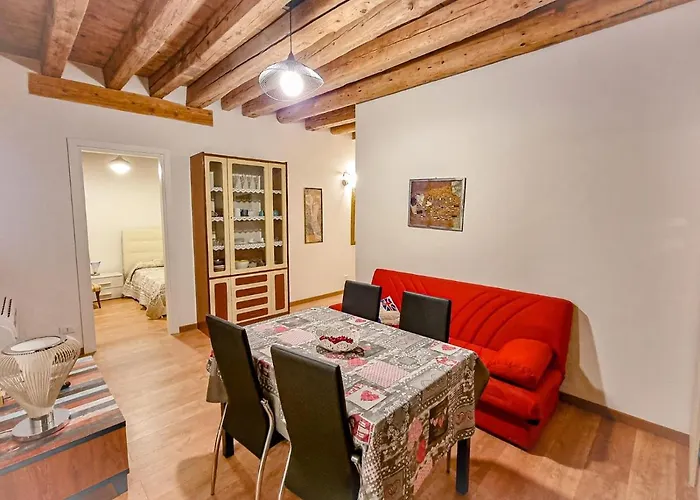 San Marco Central Flat